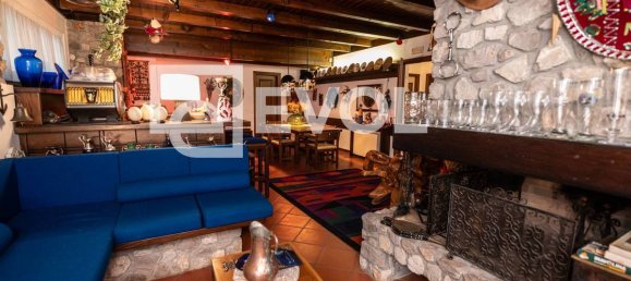 5 bedrooms Villa in Udine, Italy No. 71202 29