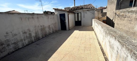 3-Zimmer Haus in Paternò, Italy, Nr. 259710 16