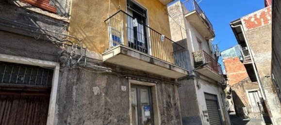 3-Zimmer Haus in Paternò, Italy, Nr. 259710 2