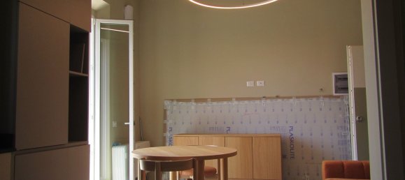 2 rooms Apartment in Florence, Italy No. 294522 3