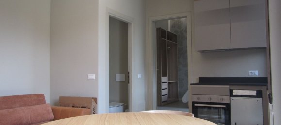 2 rooms Apartment in Florence, Italy No. 294522 4