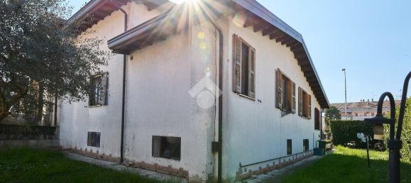 4-salle Villa à Zelo Buon Persico, Italy No. 127067 33