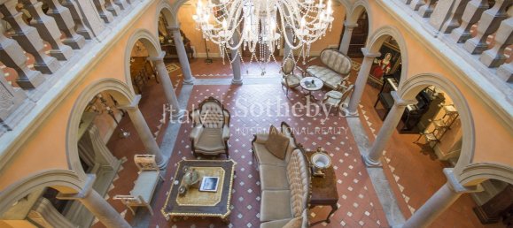 11 bedrooms Villa in Castelnuovo di Garfagnana, Italy No. 211060 2