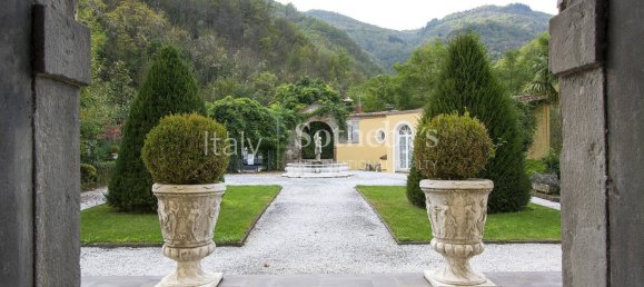 11 bedrooms Villa in Castelnuovo di Garfagnana, Italy No. 211060 6