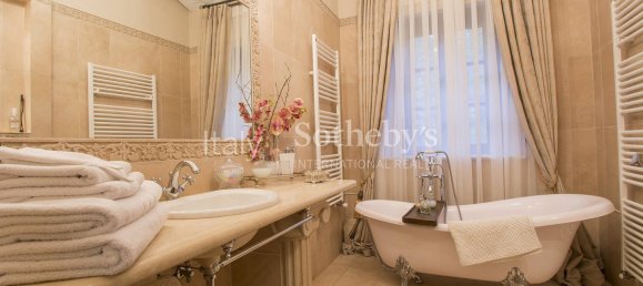 11 bedrooms Villa in Castelnuovo di Garfagnana, Italy No. 211060 19