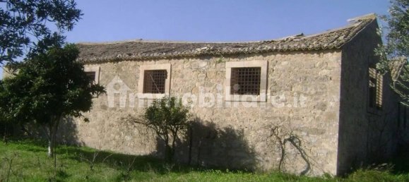 Дом с 3 спальнями в Ното, Италия № 68452 17