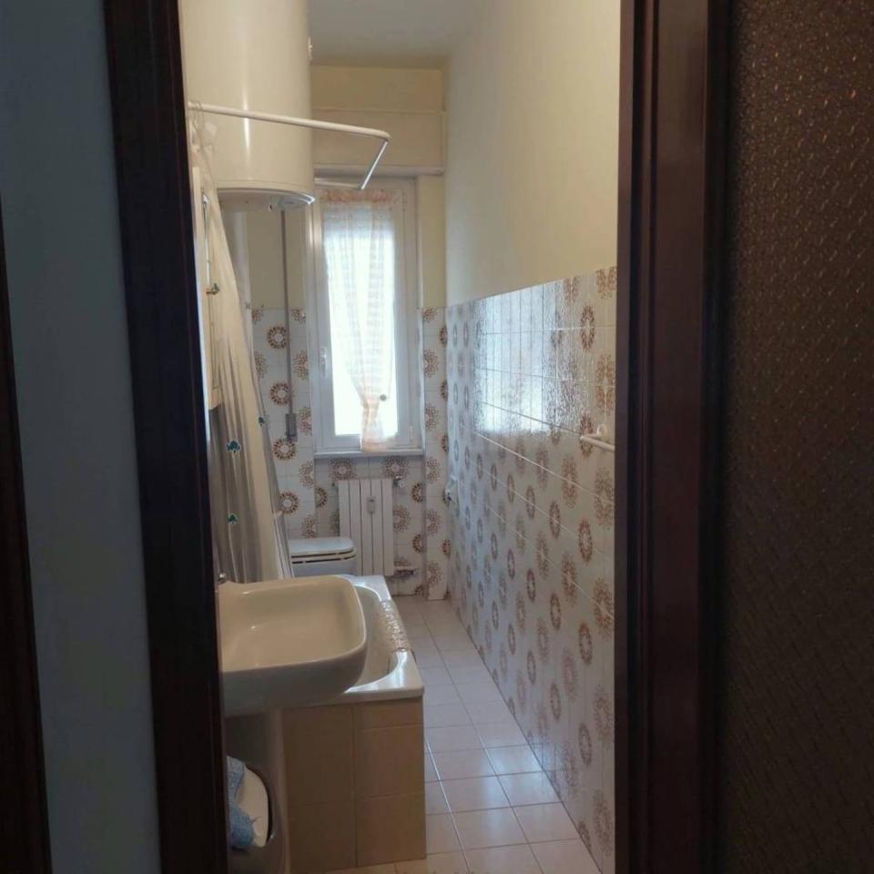 2 rooms Apartment in Borghetto Santo Spirito, Italy No. 37033