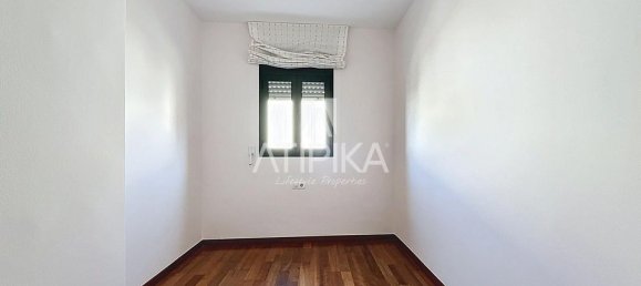 3 Schlafzimmer Wohnung in Gava, Spain, Nr. 188416 7