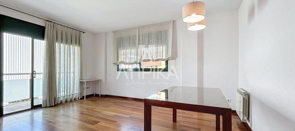 3 Schlafzimmer Wohnung in Gava, Spain, Nr. 188416 23