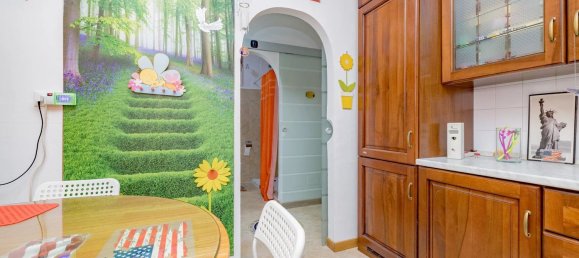 2-salle Appartement à Lodi, Italy No. 5968 5