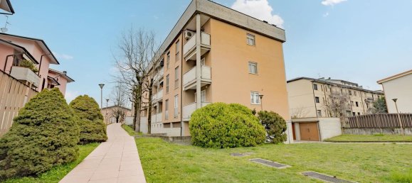 2-salle Appartement à Lodi, Italy No. 5968 26