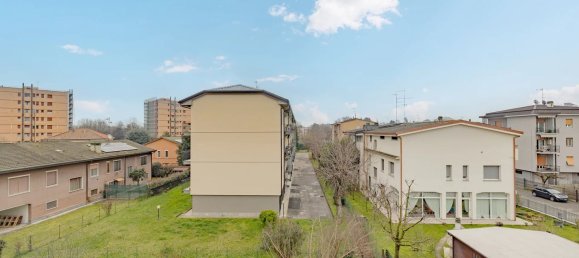 2-salle Appartement à Lodi, Italy No. 5968 29
