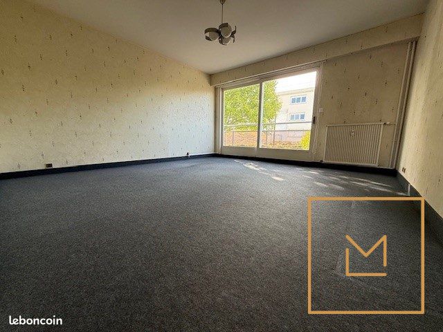 2 bedrooms Apartment in Ifs, France No. 359531