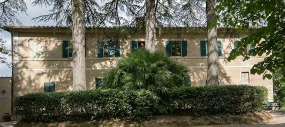 8 bedrooms Villa in Montepulciano, Italy No. 57069 2