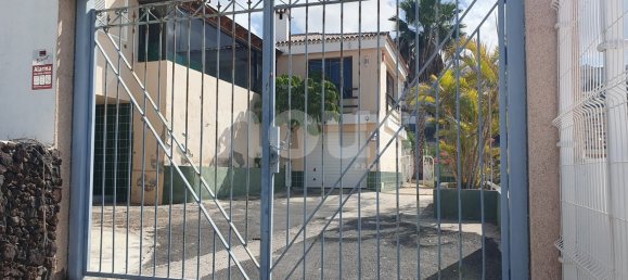 3 bedrooms Villa in San Eugenio, Spain No. 14031 19