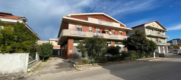 Apartamento de 4 divisões em Pescara, Italy N.º 170291 19