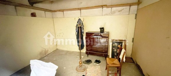 155m² Warehouse in Florence, Italy No. 270774 4