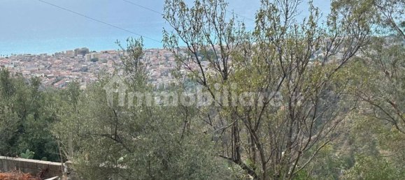 3 Schlafzimmer Wohnung in Roccella Ionica, Italy, Nr. 340183 3