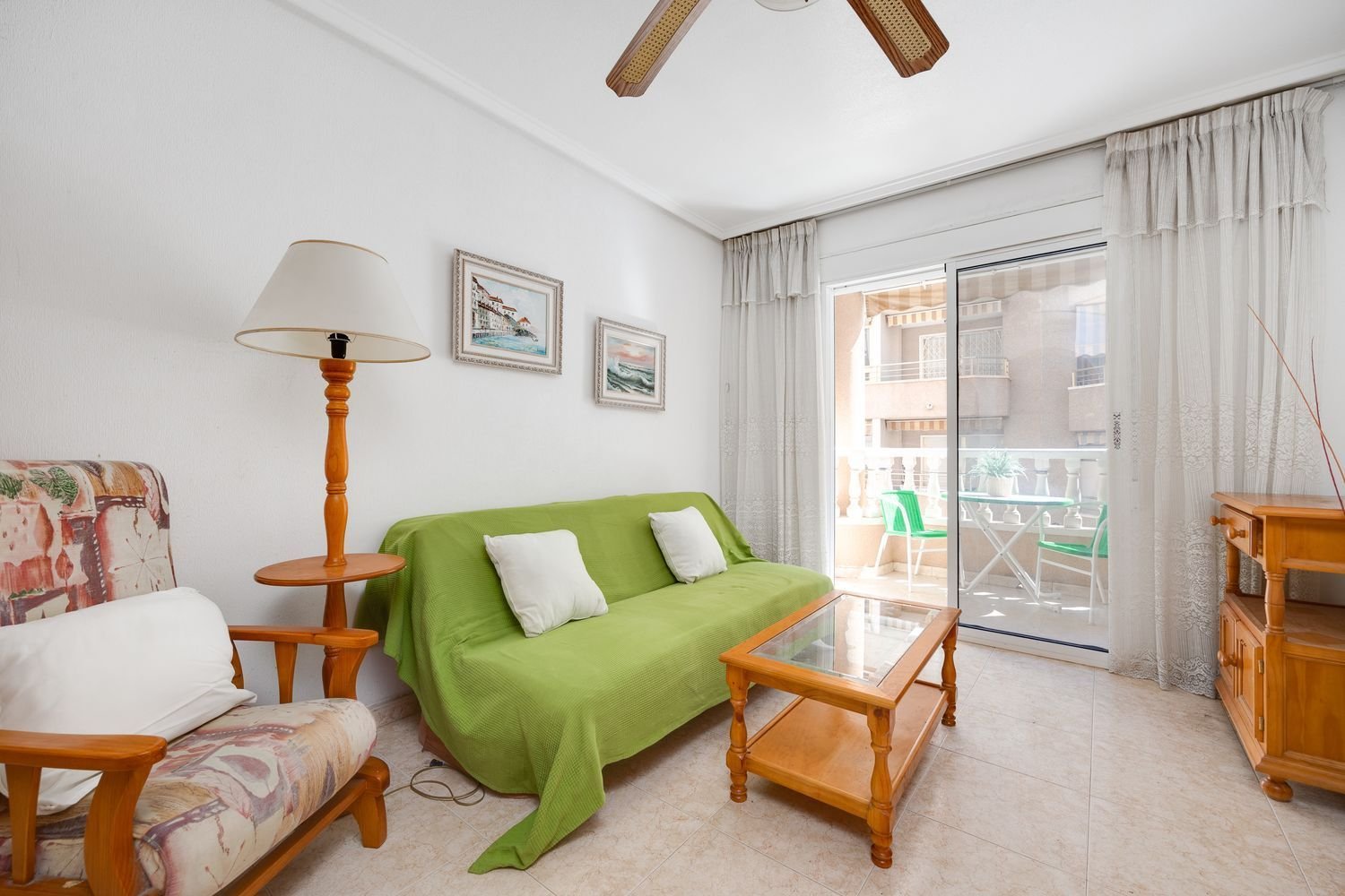Apartamento T2 em Torrevieja, Spain N.º 96184