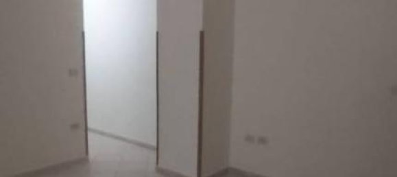 3 rooms Apartment in Naples, Italy No. 38910 4