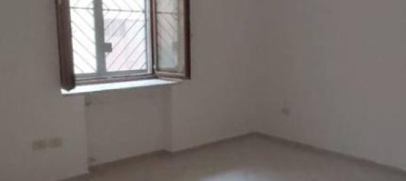3 rooms Apartment in Naples, Italy No. 38910 3