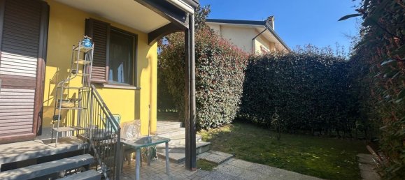 3-salle Villa à Rozzano, Italy No. 25592 11