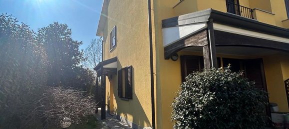 3-salle Villa à Rozzano, Italy No. 25592 5