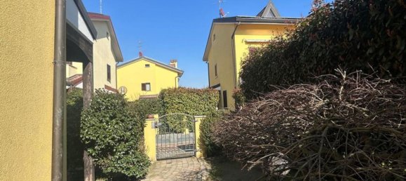 3-salle Villa à Rozzano, Italy No. 25592 9