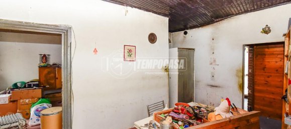 4 rooms Apartment in Sormano, Italy No. 36857 12