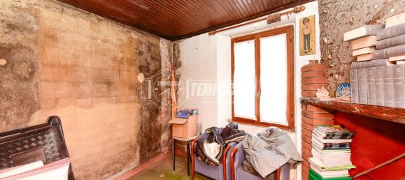 4 rooms Apartment in Sormano, Italy No. 36857 9
