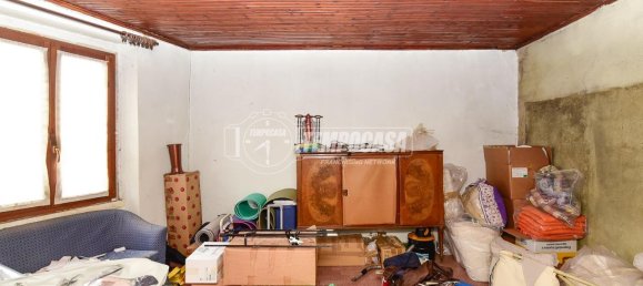 4 rooms Apartment in Sormano, Italy No. 36857 11