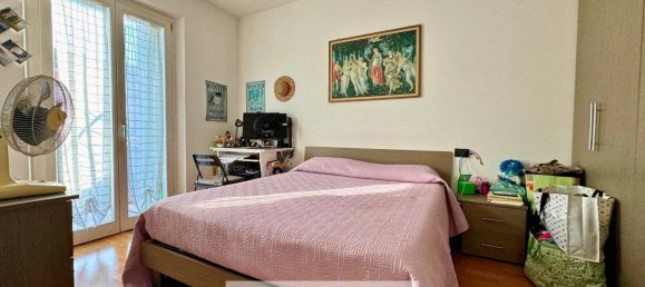 1 bedroom Apartment in Verona, Italy No. 272475 5