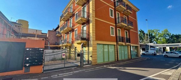 1 bedroom Apartment in Verona, Italy No. 272475 8