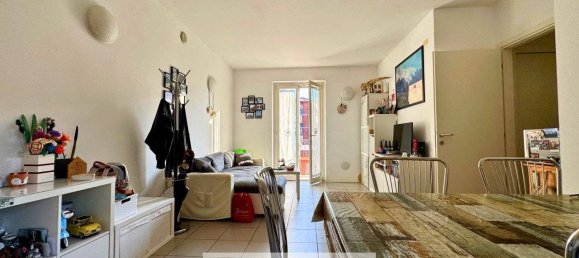 1 bedroom Apartment in Verona, Italy No. 272475 2