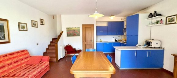 3 Schlafzimmer Haus in Massa, Italy, Nr. 327202 4