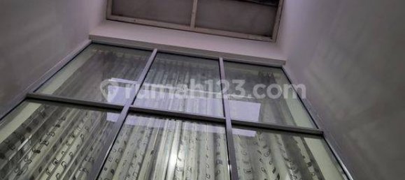 4 bedrooms House in Kalideres, Indonesia No. 1355 27