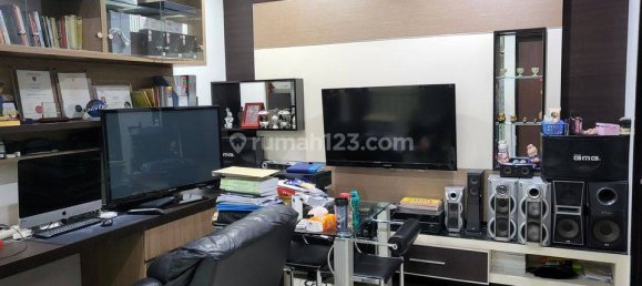 4 bedrooms House in Kalideres, Indonesia No. 1355 15