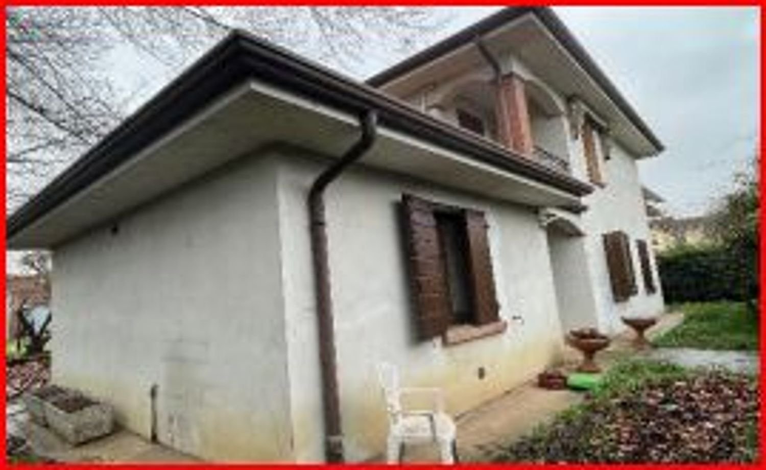 Casa de 4 habitaciónes en Pegognaga, Italy No. 229848