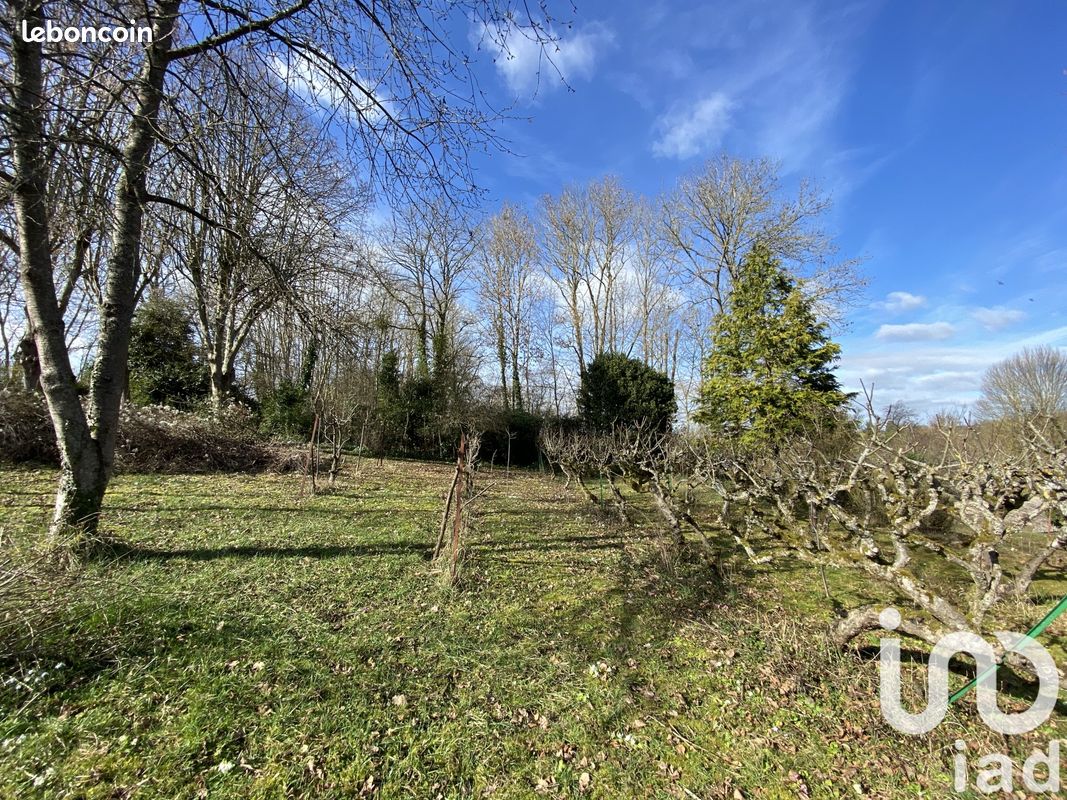 688m² Land in Saint-Martin-de-Nigelles, France No. 82692