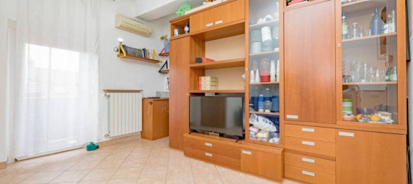 3غرفة شقة في Sesto San Giovanni, Italy رقم 33360 28