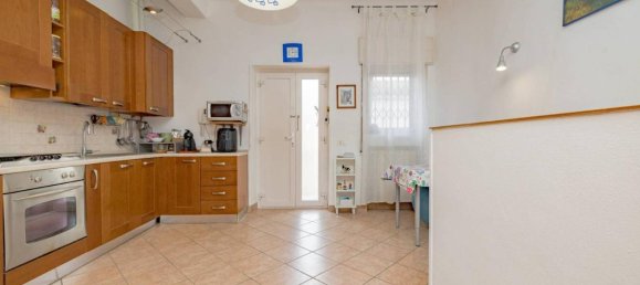 3غرفة شقة في Sesto San Giovanni, Italy رقم 33360 24