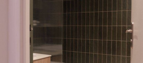 2 bedrooms Apartment in Asnieres-sur-Seine, France No. 327724 9