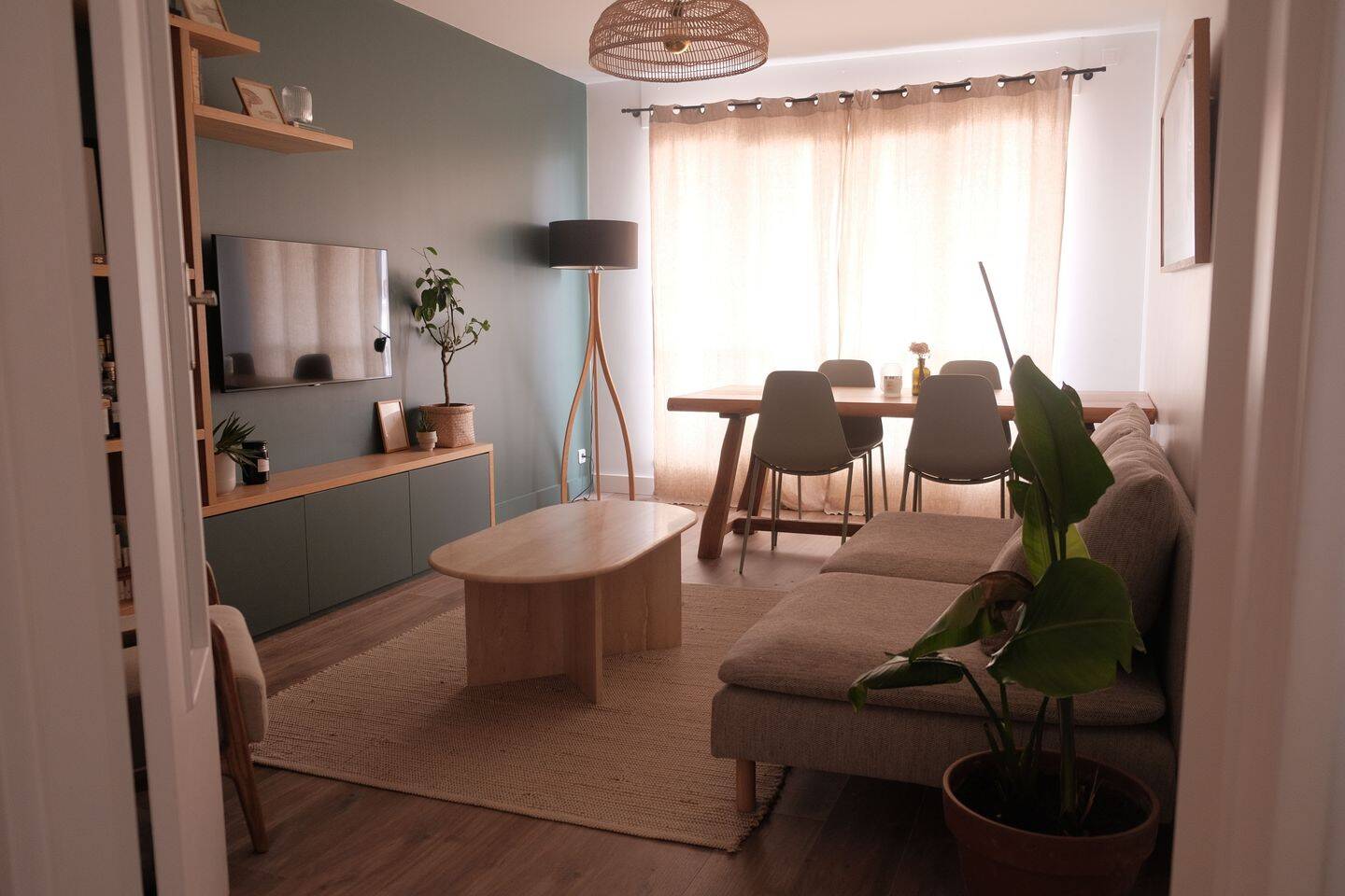 2 bedrooms Apartment in Asnieres-sur-Seine, France No. 327724