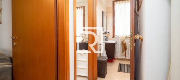 Apartamento de 2 dormitorios en Ravenna, Italy No. 319801 12
