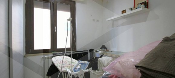 4 rooms Apartment in Pisa, Italy No. 27954 7
