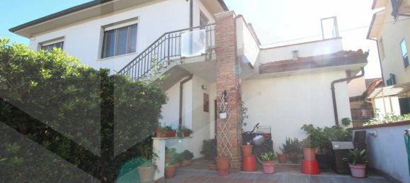 4 rooms Apartment in Pisa, Italy No. 27954 22