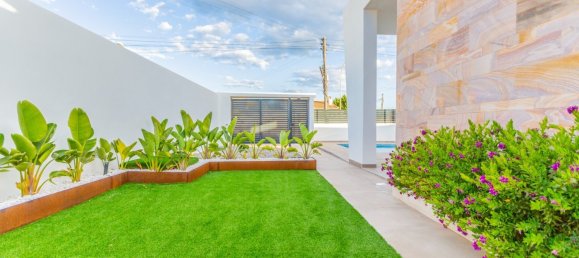 3 Schlafzimmer Villa in Torrevieja, Spain, Nr. 10957 25