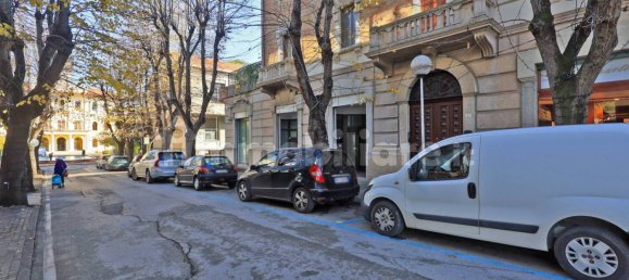 5غرفة مكتب في Cattolica, Italy رقم 73427 11