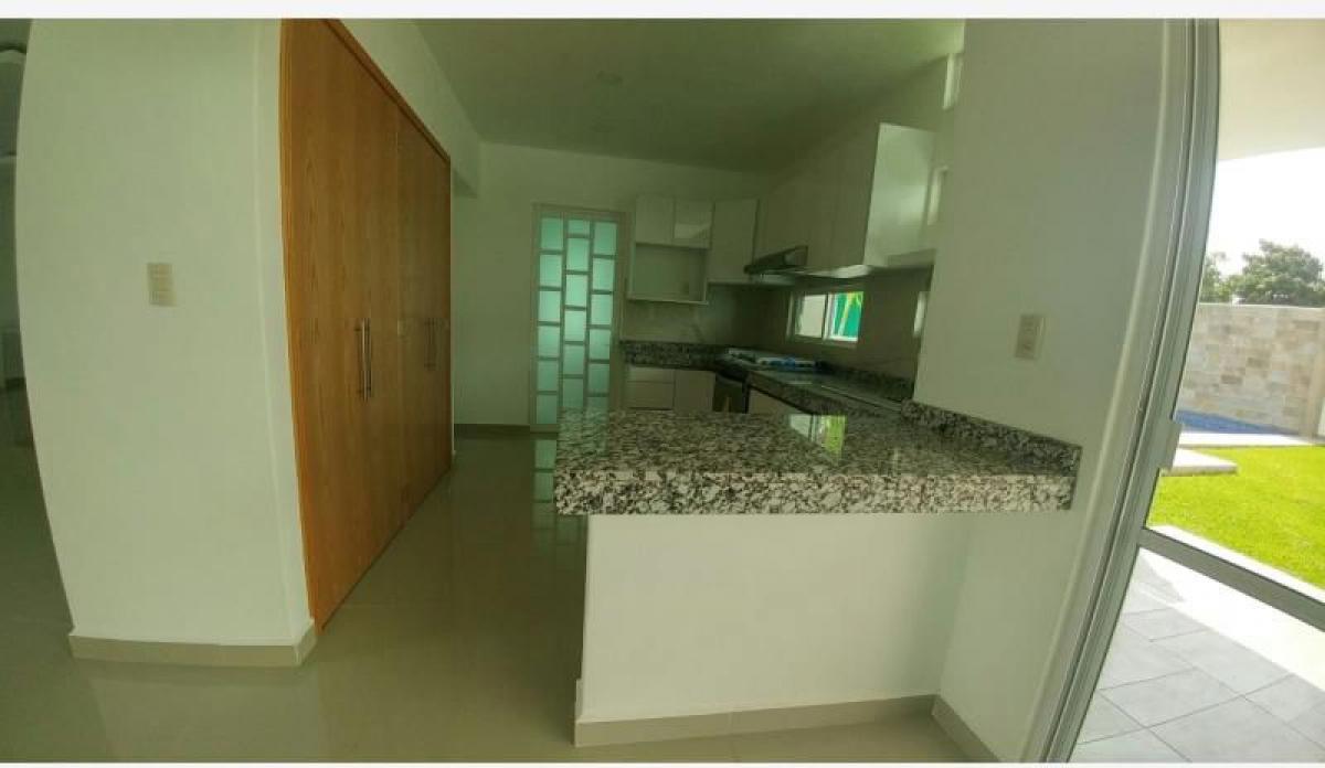 Дом с 3 спальнями в Морелос, Мексика № 177515