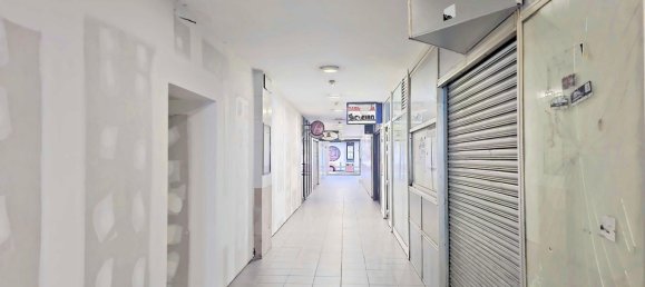 50m² Commercial property in A Coruna, Spain No. 57512 12